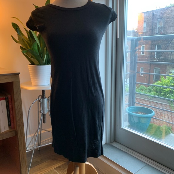 Banana Republic T-shirt dress - Picture 3 of 4
